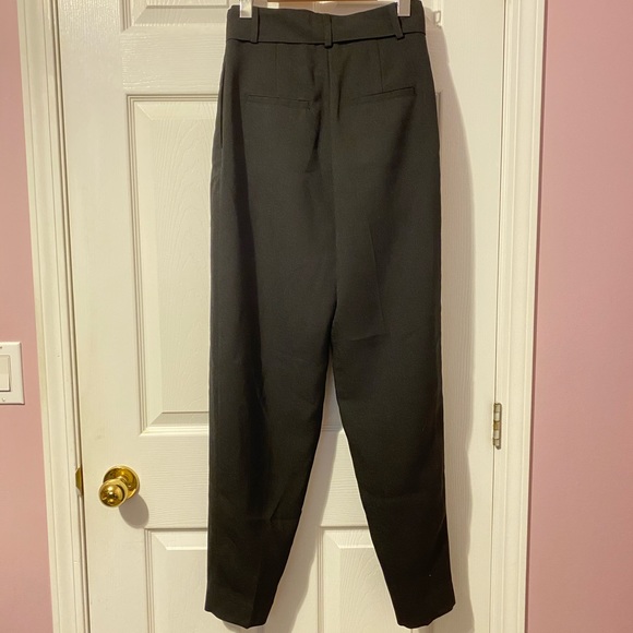 Belted pant - Picture 3 of 3